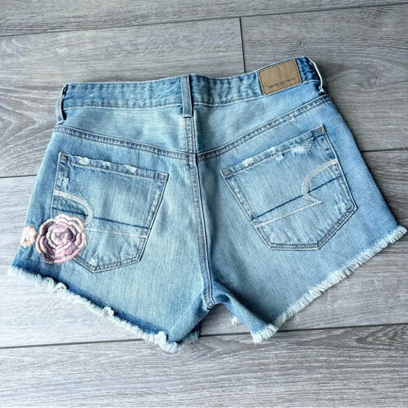 AEO High Rise Festival  Floral Embroidery Distressed Jean Shorts - Picture 10 of 12